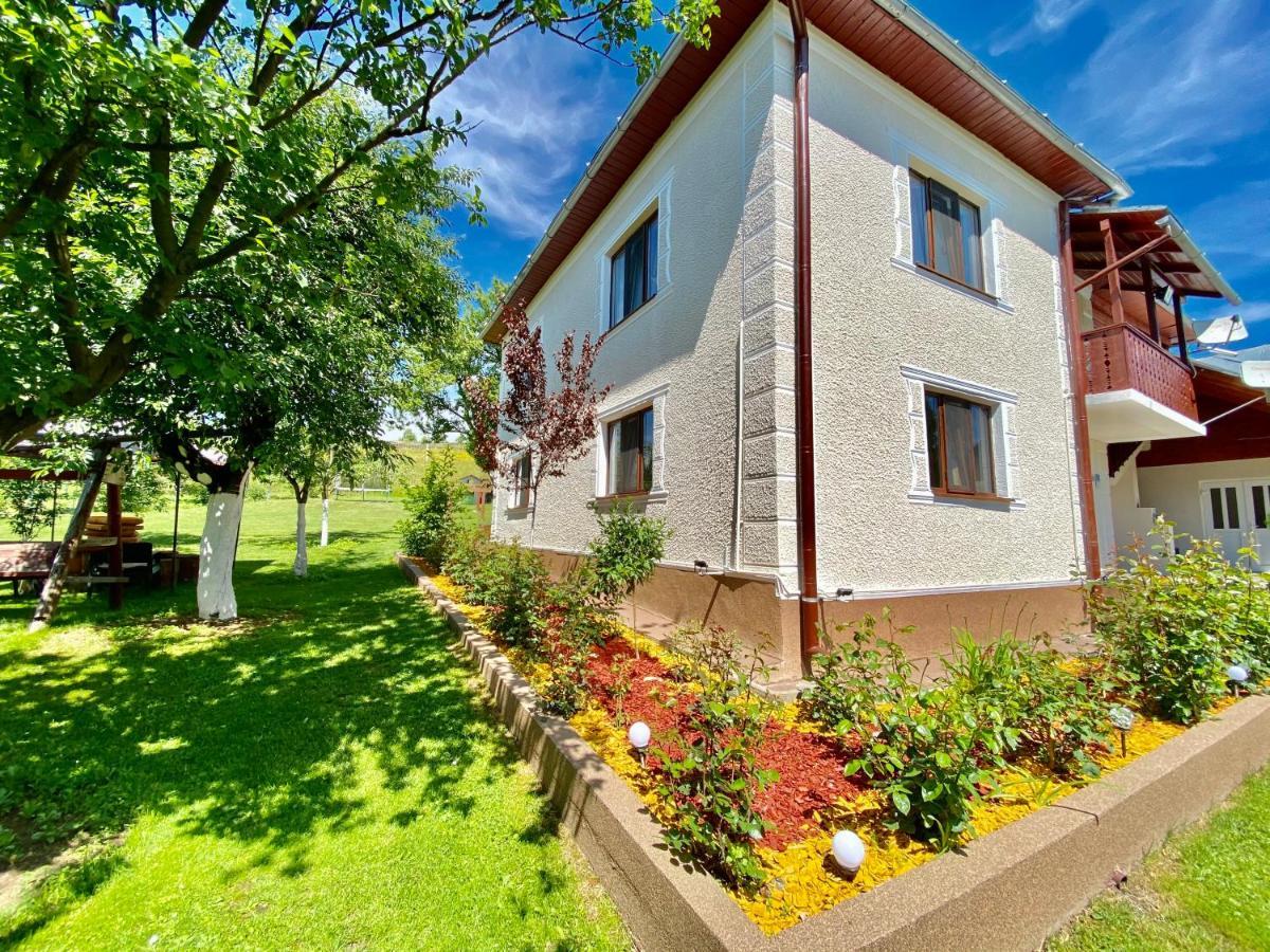 Pensiunea Casa Eden Mărişel Esterno foto